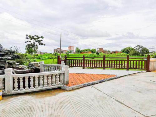 kyriad marvelous hotel luoding huanshi east road