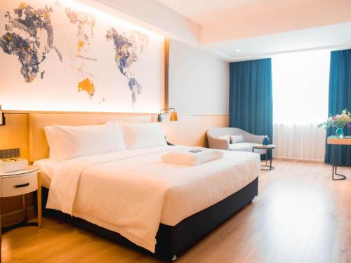 kyriad marvelous hotel luoding huanshi east road