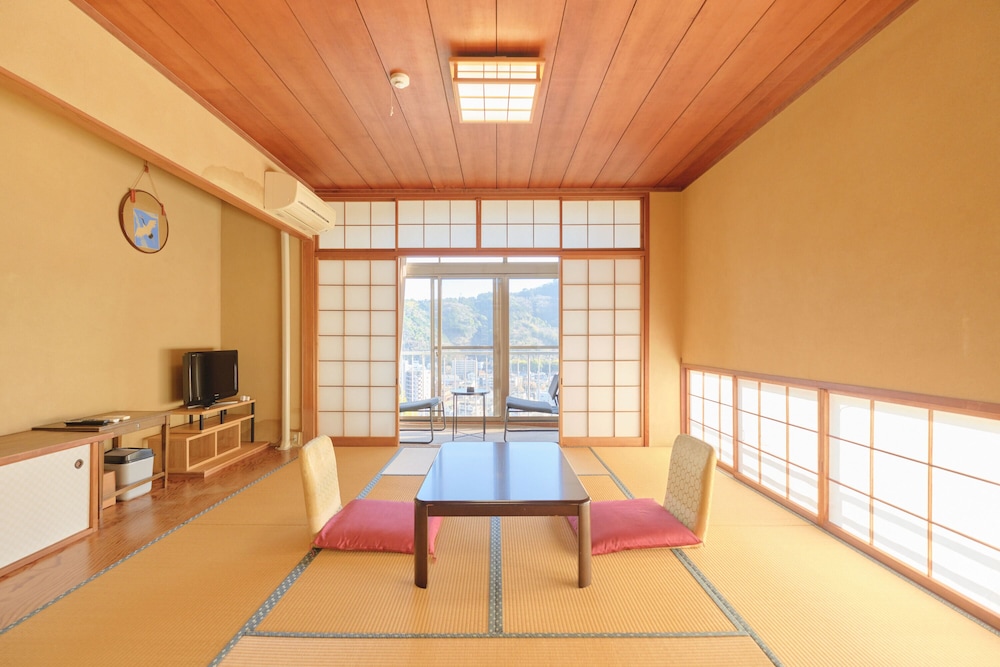 open air hot spring ryokan suikoen