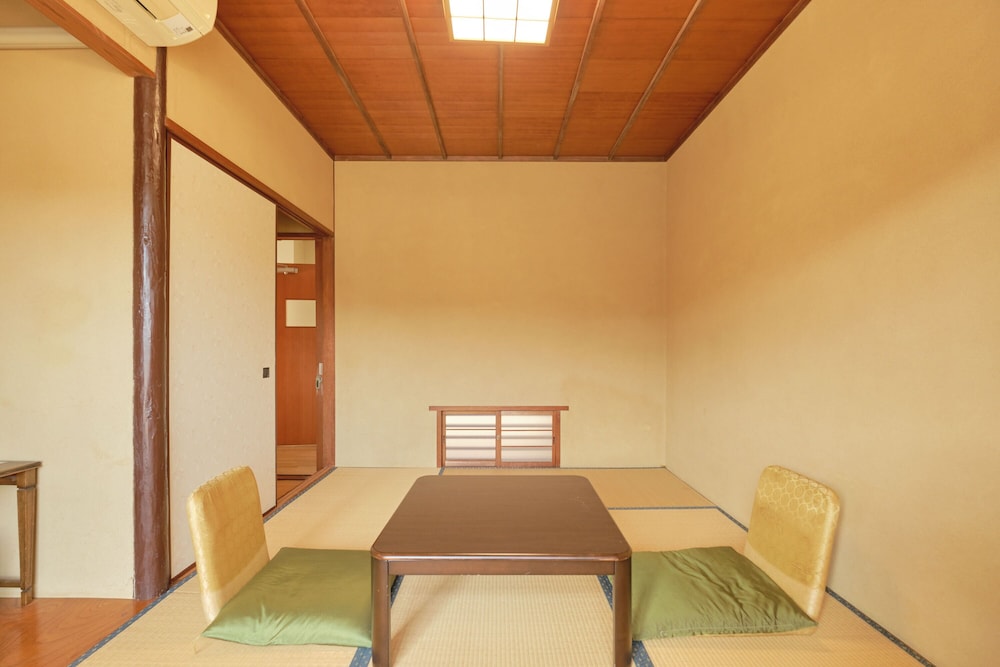 open air hot spring ryokan suikoen