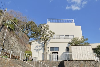 Open-Air Hot Spring Ryokan -Suikoen-,,2 star