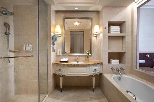 holiday inn fuzhou new port an ihg hotel