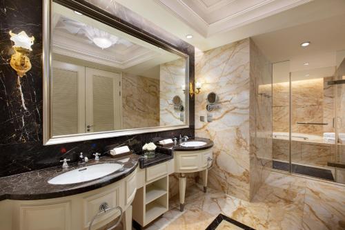 holiday inn fuzhou new port an ihg hotel