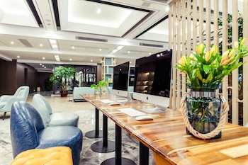 atour hotel pudong airport