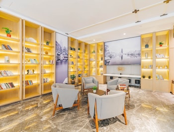 atour hotel pudong airport