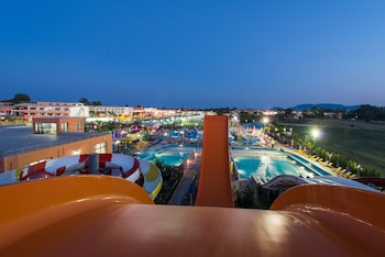 caretta beach resort and waterpark