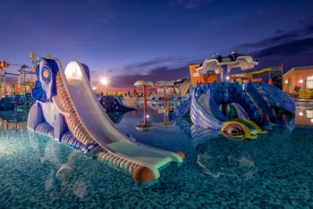 caretta beach resort and waterpark