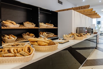 caretta beach resort and waterpark