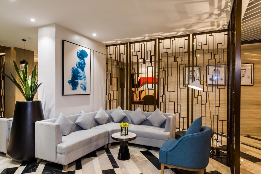 boudl corniche hotel