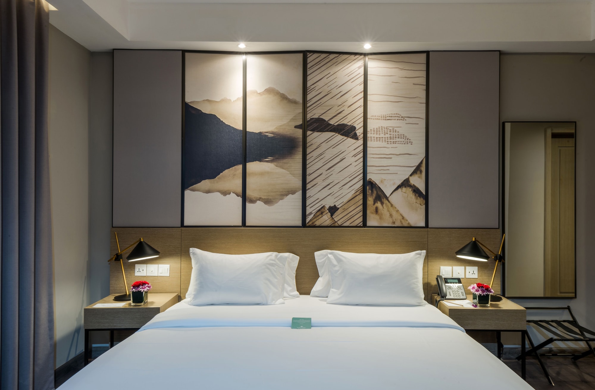 boudl corniche hotel