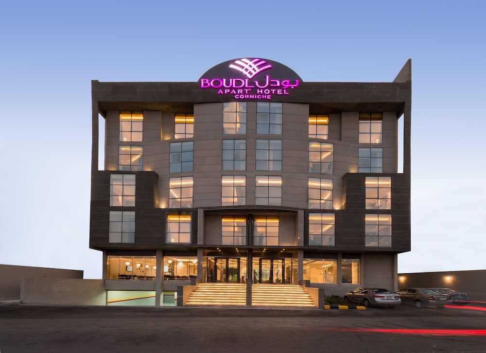 boudl corniche hotel
