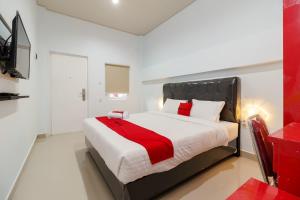 reddoorz plus near palembang icon mall 2
