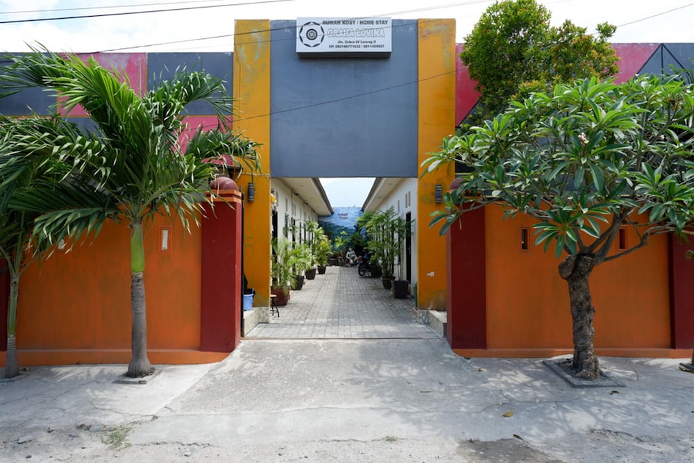 reddoorz near mutiara sis al jufrie airport palu