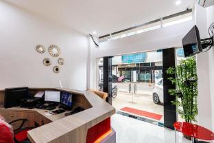 reddoorz plus centrium katamso medan