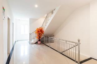 reddoorz plus centrium katamso medan