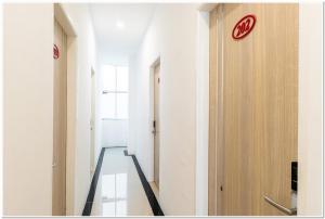 reddoorz plus centrium katamso medan