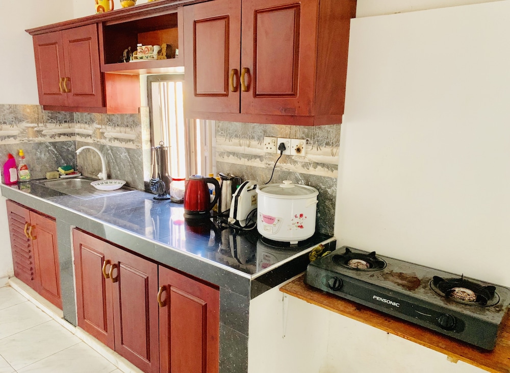 michs beach villa maggona