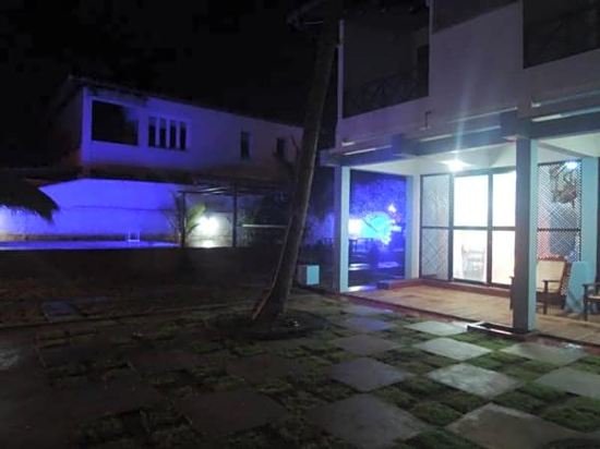 michs beach villa maggona