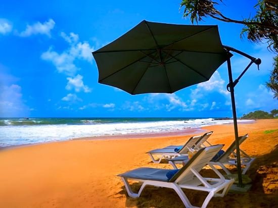 michs beach villa maggona