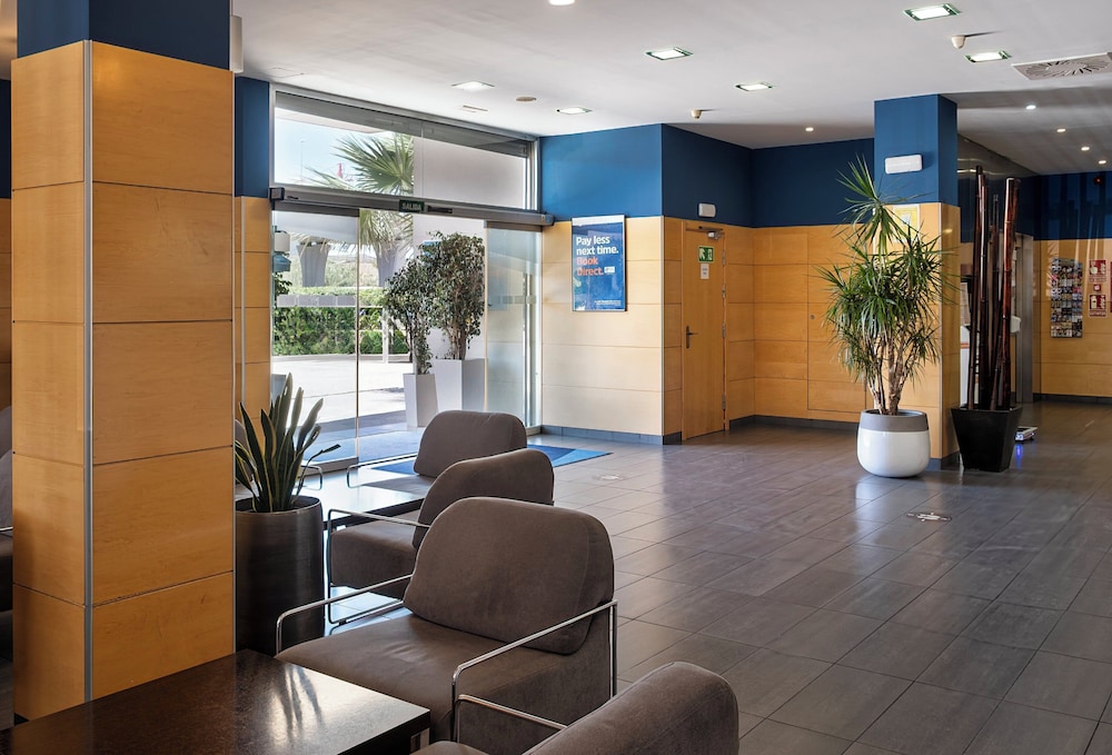 holiday inn express malaga airport by ihg