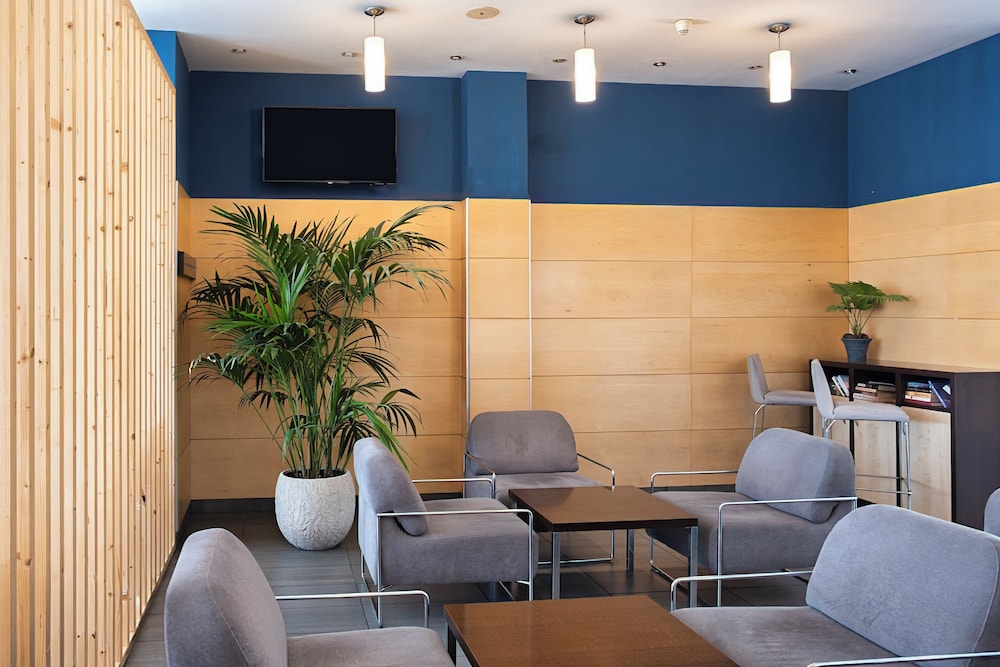 holiday inn express malaga airport by ihg