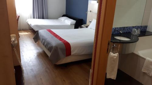 holiday inn express malaga airport by ihg
