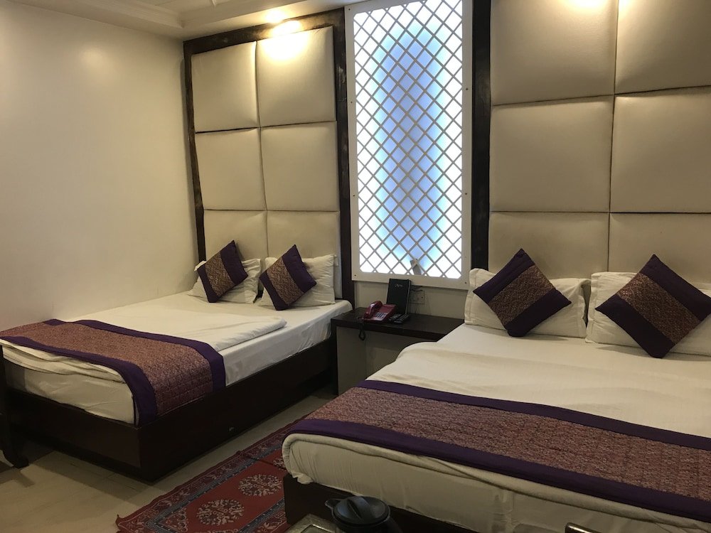 hotel sawera international