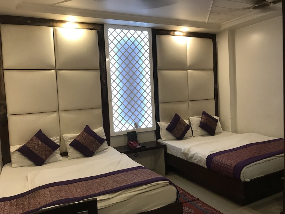 hotel sawera international