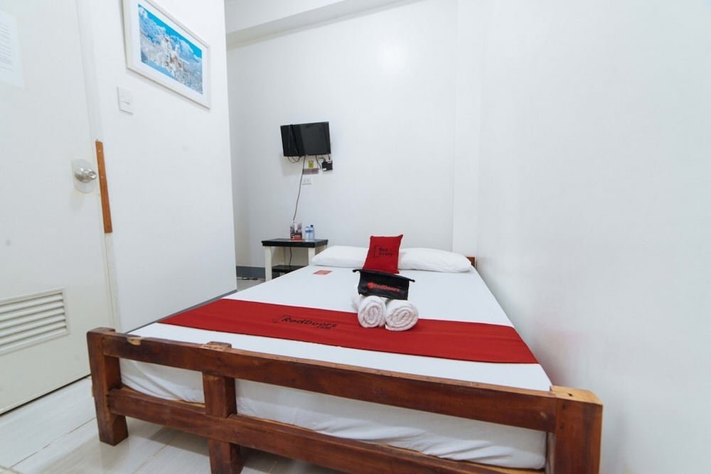 reddoorz plaza jaro iloilo