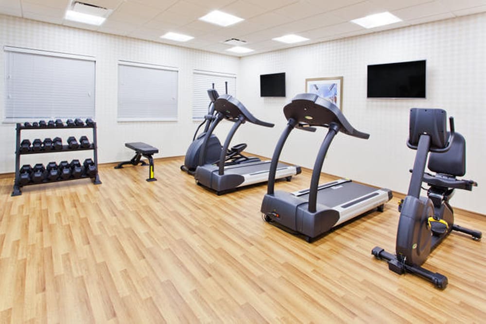 holiday inn express and suites warner robins north