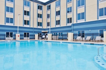 Holiday Inn Express And Suites Warner Robins North,Byron>>Bibb County,3 star