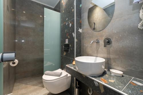 thetis boutique apartments