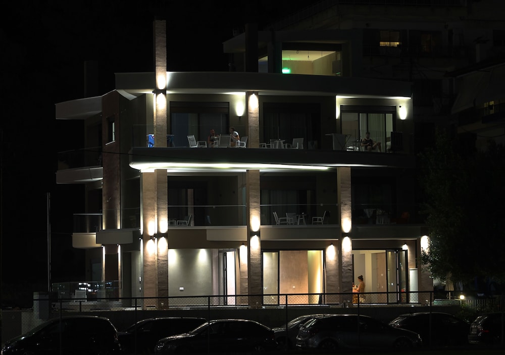 thetis boutique apartments