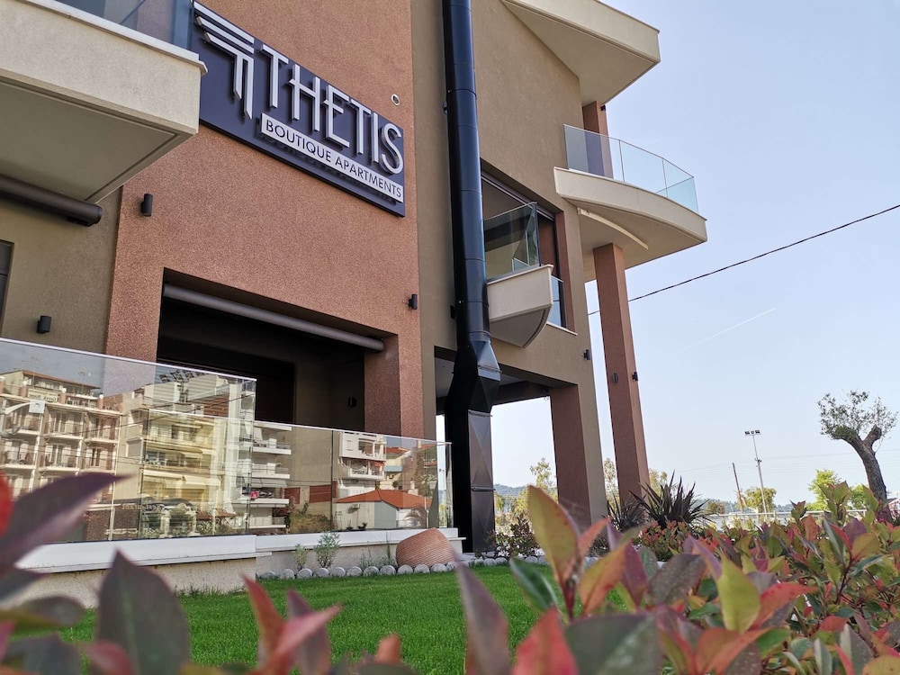 thetis boutique apartments