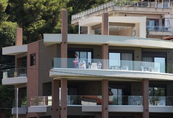 thetis boutique apartments