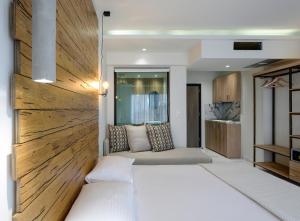 thetis boutique apartments