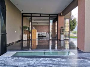 thetis boutique apartments