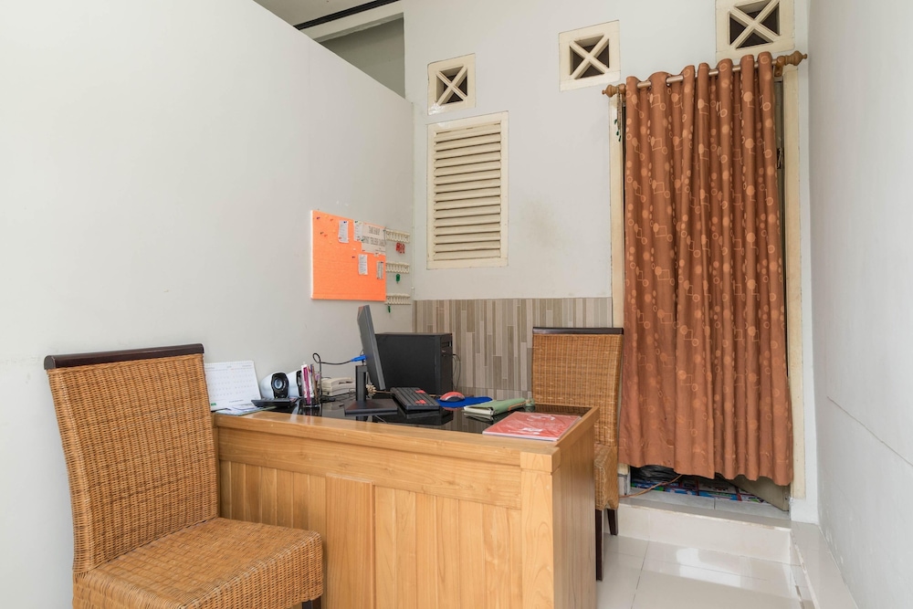 reddoorz near watervang lubuk linggau 2