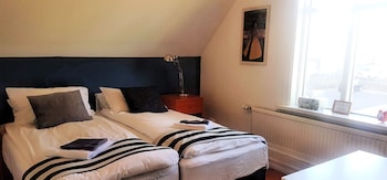 refurinn reykjavik guesthouse hostel