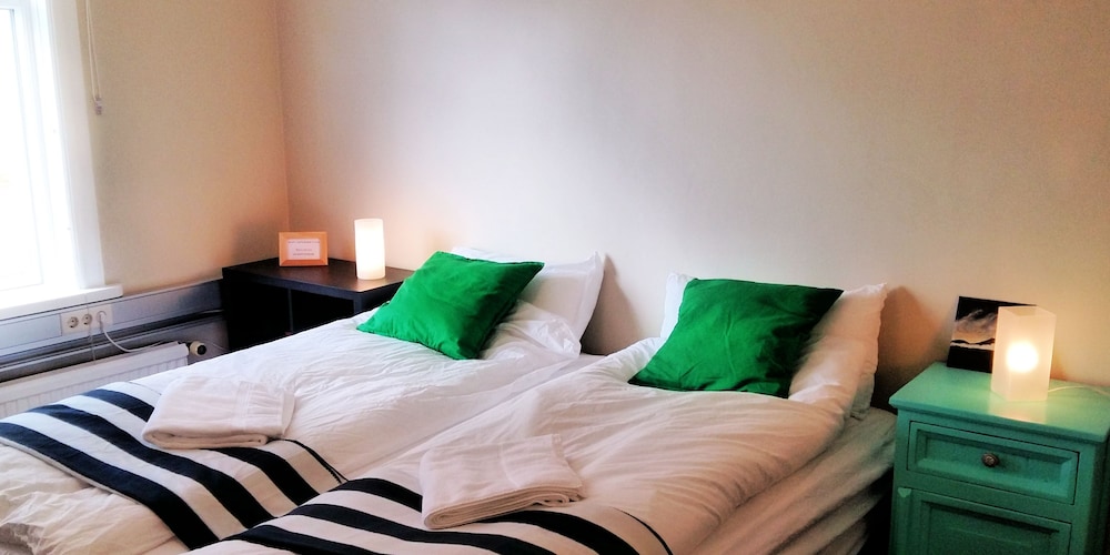 refurinn reykjavik guesthouse hostel