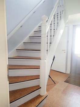 refurinn reykjavik guesthouse hostel