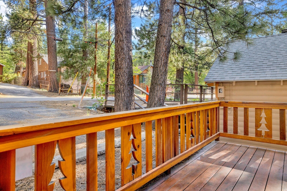cedar pines 1529 by redawning
