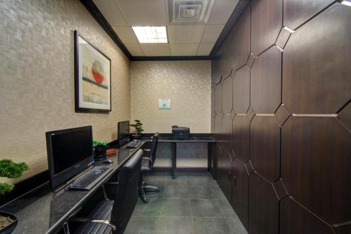 holiday inn arlington ne rangers ballpark by ihg