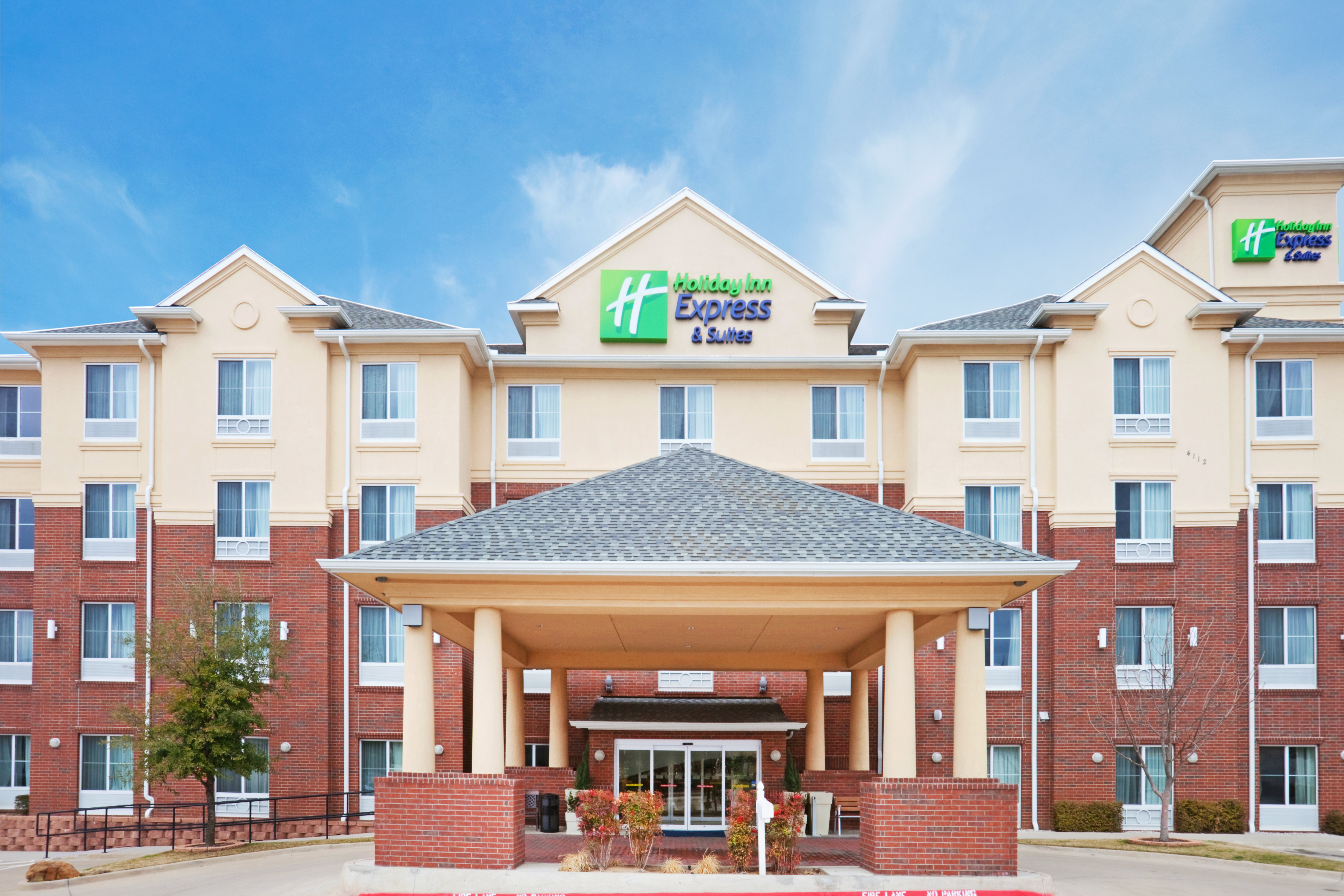 holiday inn express and suites dallas grand prairie i 20