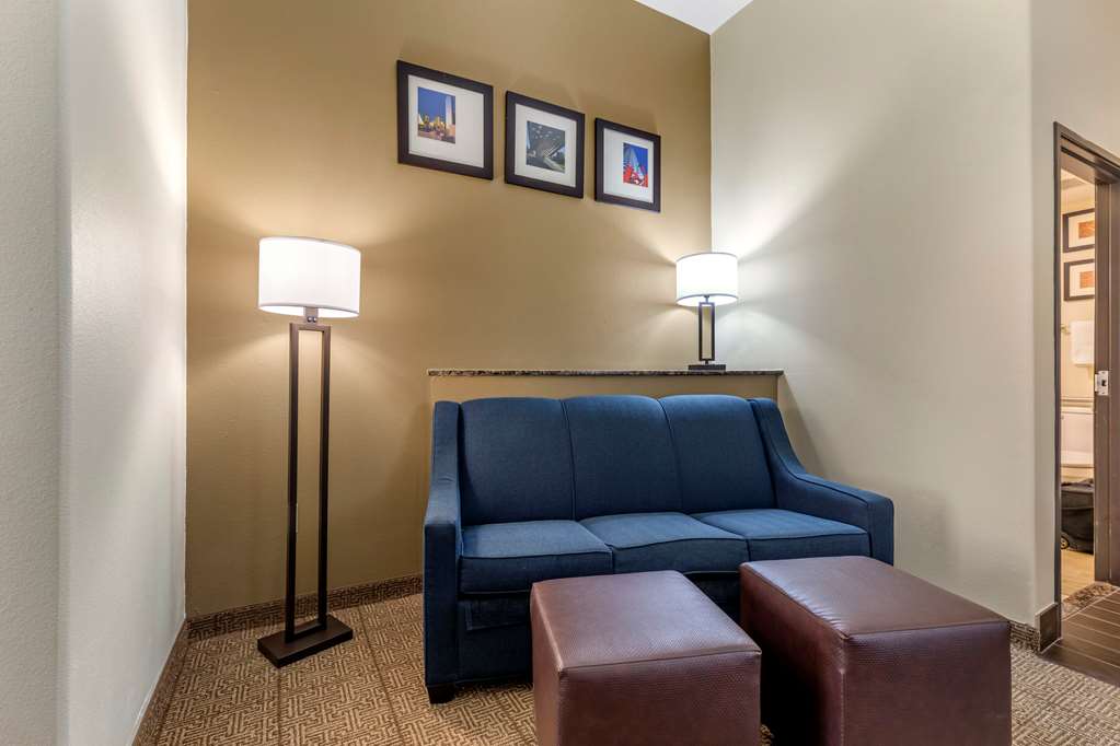 comfort suites west dallas cockrell hill