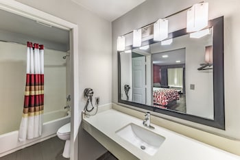 red roof inn dallas mesquite