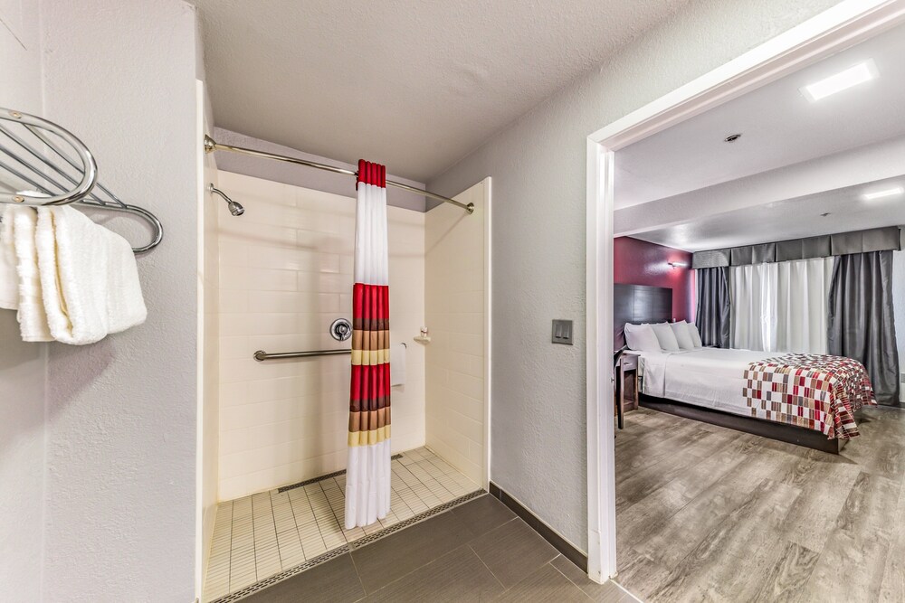 red roof inn dallas mesquite