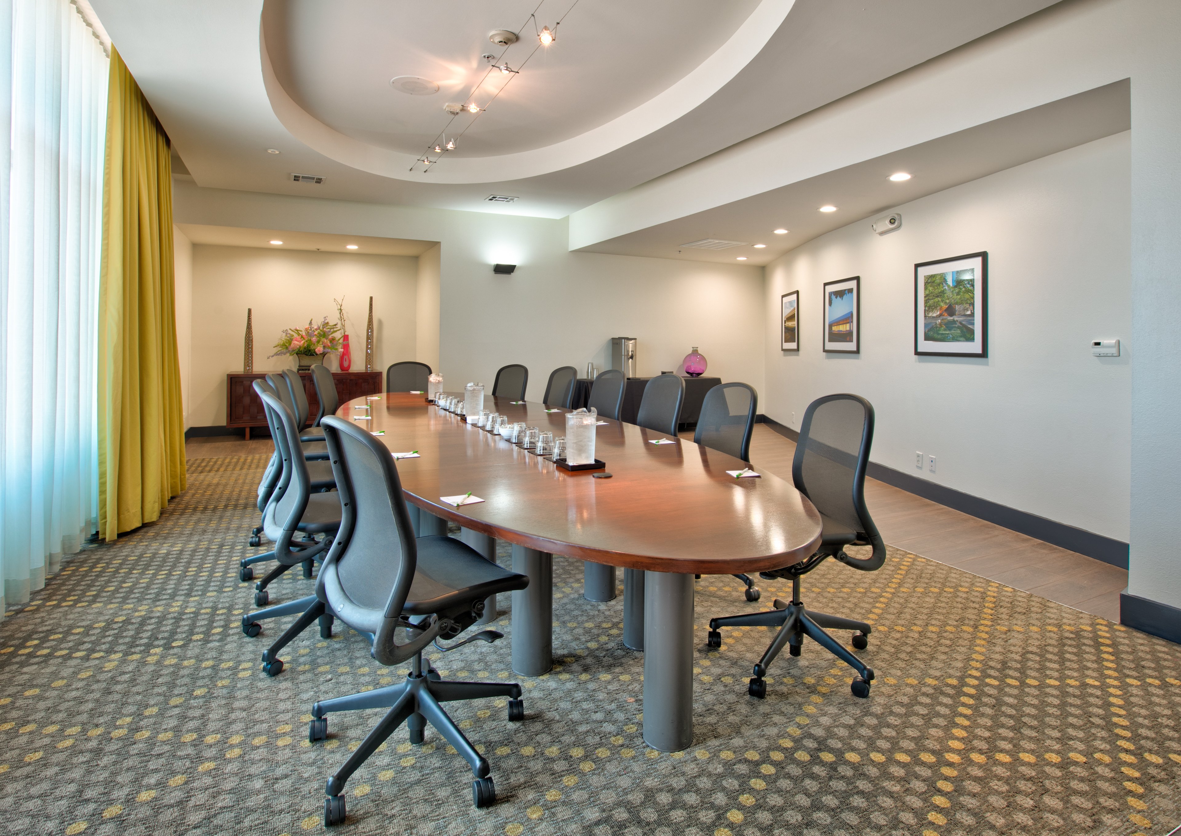 holiday inn dfw south by ihg