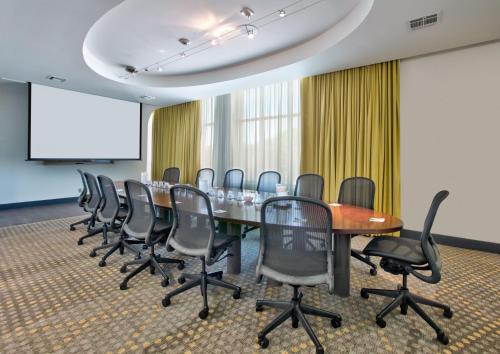 holiday inn dfw south by ihg