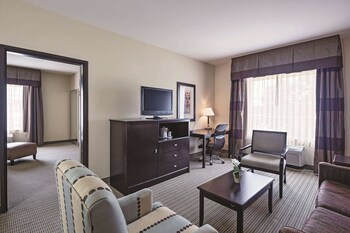 la quinta inn and suites dfw airport west euless